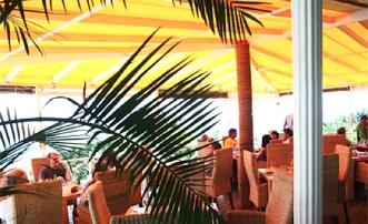 Barefoot Apartment 1 Twin Bedroom