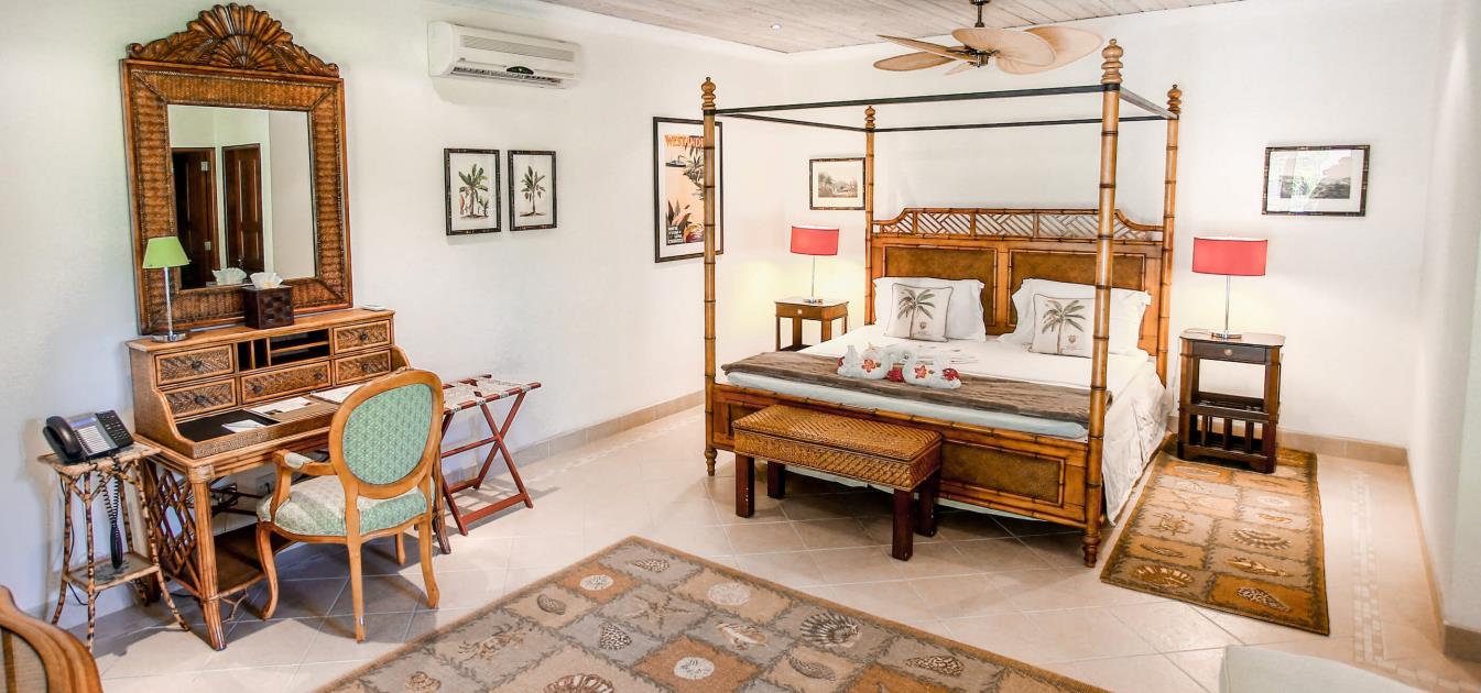 vacation-rentals/st-vincent-and-the-grenadines/bequia/friendship-bay/bequia-beach-hotel-one-bed-cottage