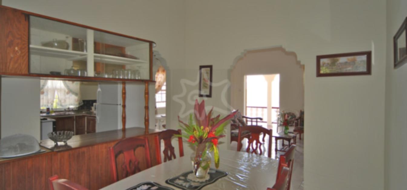 vacation-rentals/st-vincent-and-the-grenadines/bequia/lower-bay/hill-top-upper