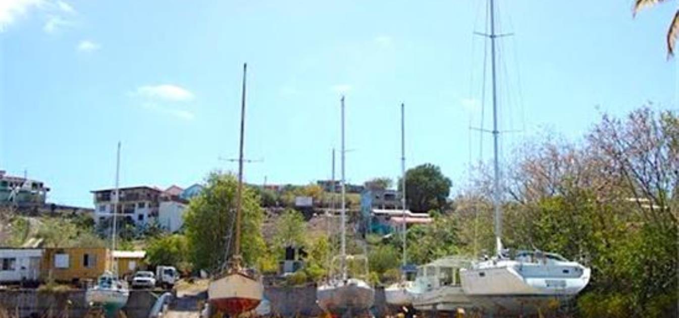Carriacou Beach Land