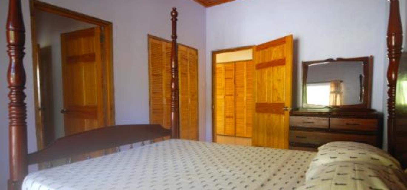 vacation-rentals/st-vincent-and-the-grenadines/bequia/spring/j-and-j-villa