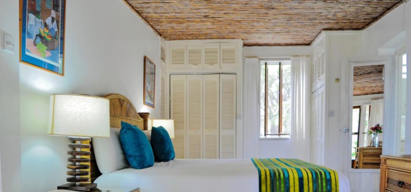 vacation-rentals/st-vincent-and-the-grenadines/st-vincent/young-island/young-island-duvernette-suite