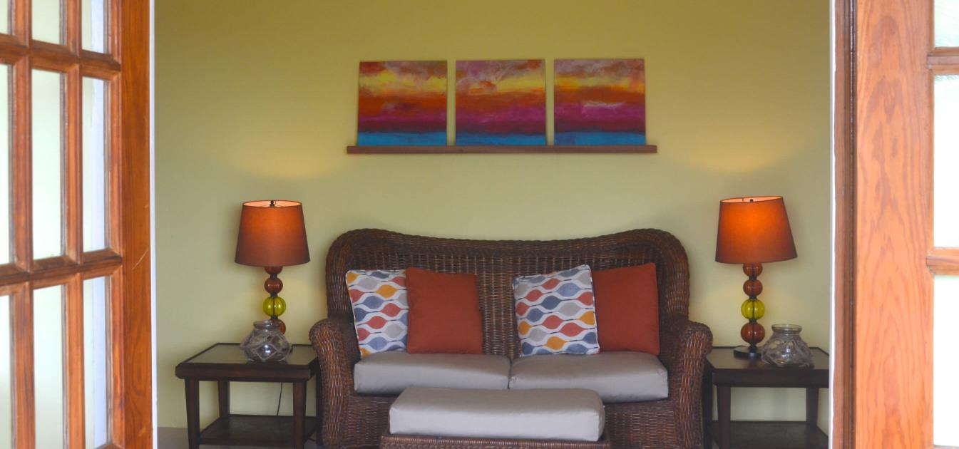 vacation-rentals/st-vincent-and-the-grenadines/bequia/belmont/aqua-lower-apt-yellowtail