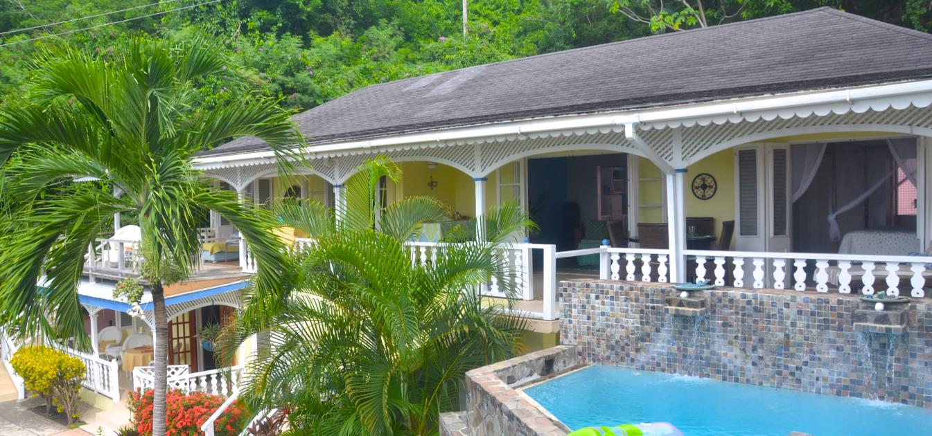 vacation-rentals/st-vincent-and-the-grenadines/bequia/belmont/aqua-lower-apt-yellowtail