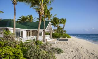 Seafeather Villa Palm Island Resort