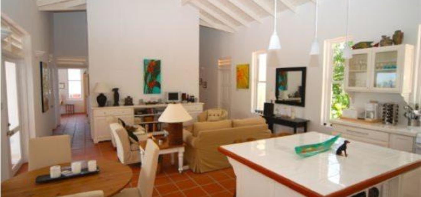 Hummingbird House Twin Villas