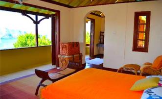 Villa Barbara Sleeps 6
