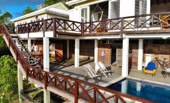 Longue View Villa