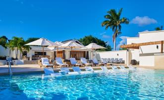 Calabash Hotel Pool Suites