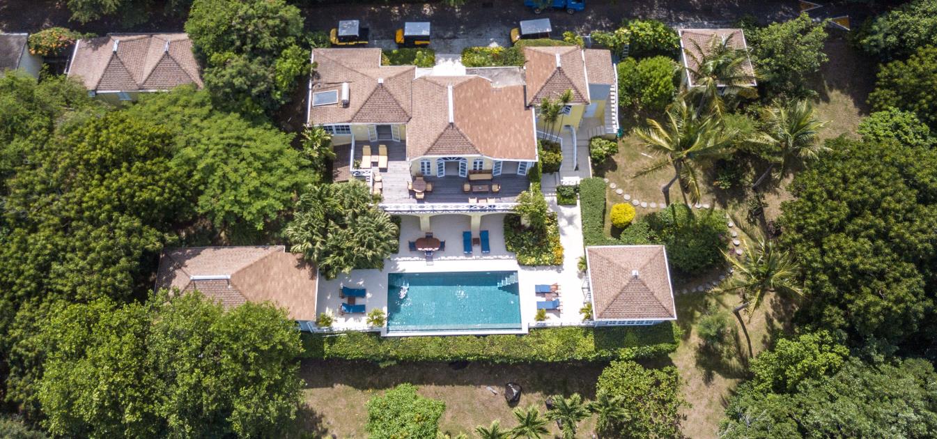 vacation-rentals/st-vincent-and-the-grenadines/mustique/central-hillside/yellow-bird