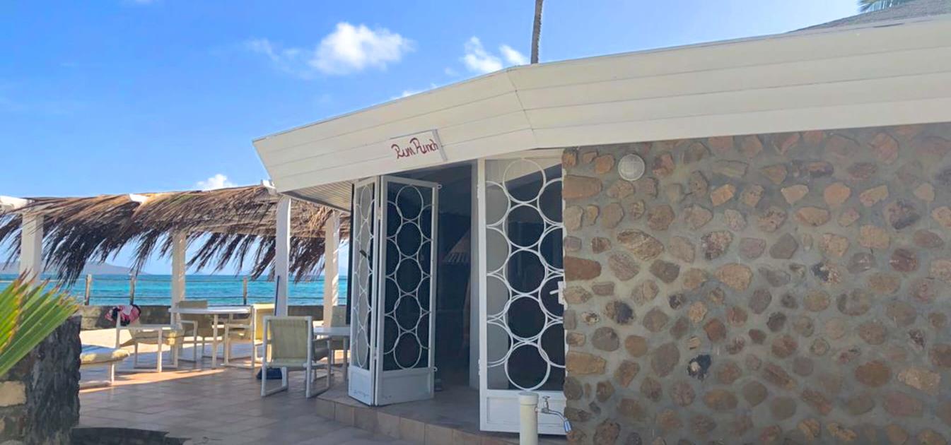vacation-rentals/st-vincent-and-the-grenadines/palm-island/palm-island/rum-punch-villa