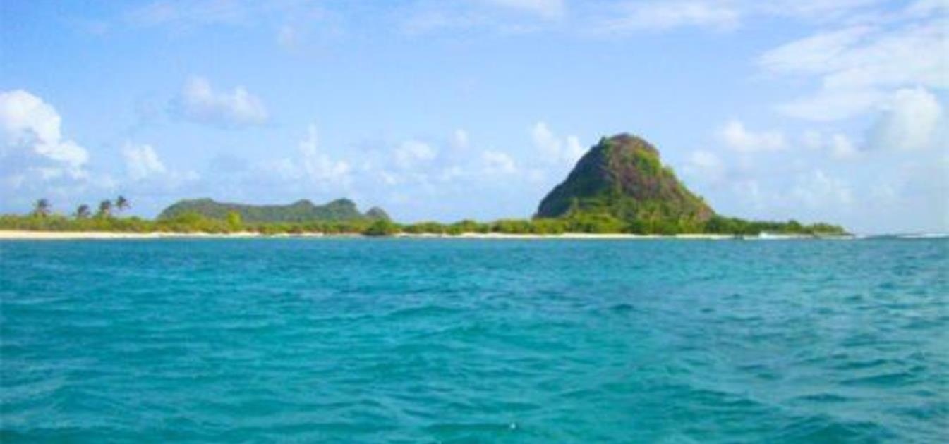 PRIVATE ISLAND White Island