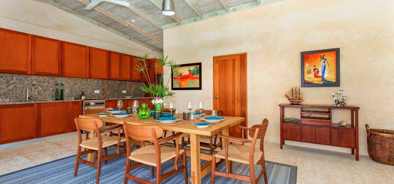 Firefly Beachfront Villa 2 Bed