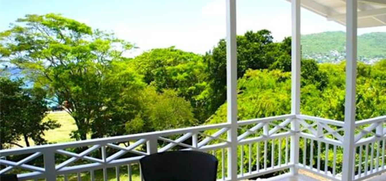 vacation-rentals/st-vincent-and-the-grenadines/bequia/lower-bay/francyn-villa