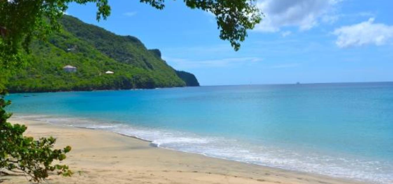 vacation-rentals/st-vincent-and-the-grenadines/bequia/lower-bay/francyn-villa-upper