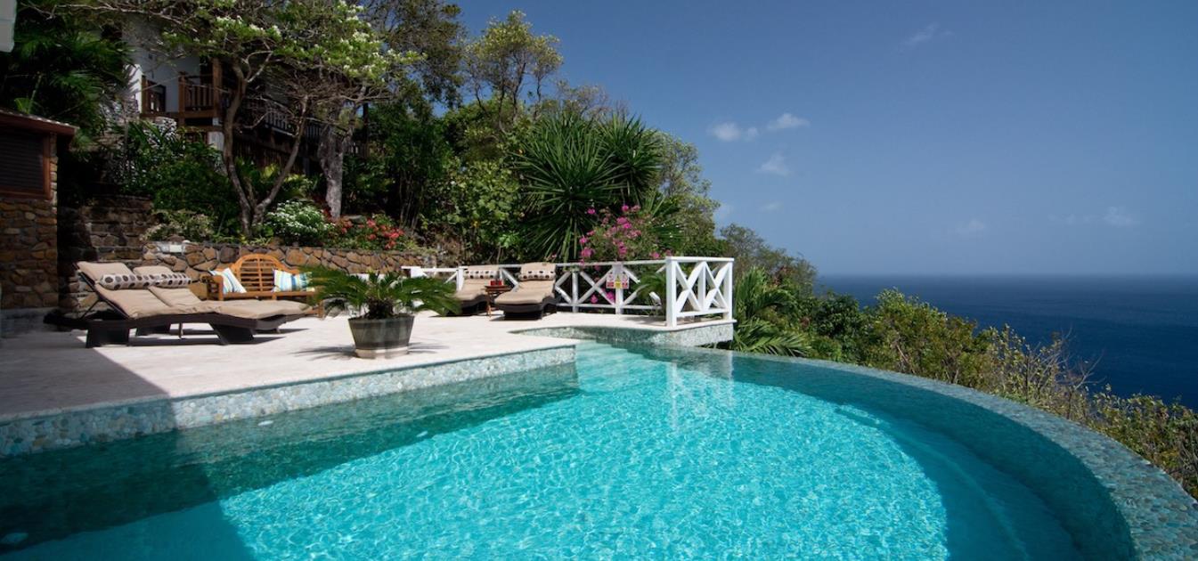 vacation-rentals/st-vincent-and-the-grenadines/bequia/lower-bay/ravenala-house
