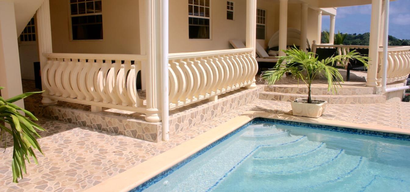 Queens Villa
