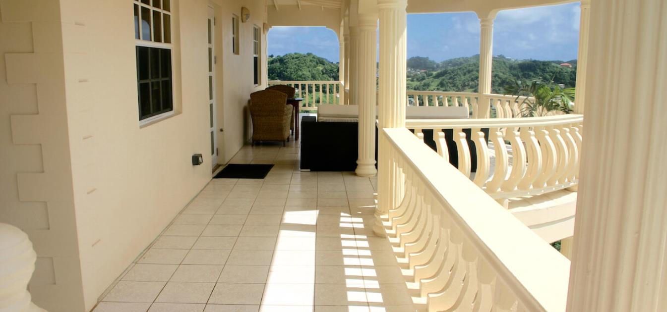 Queens Villa