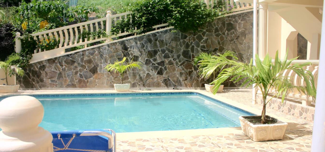 Queens Villa
