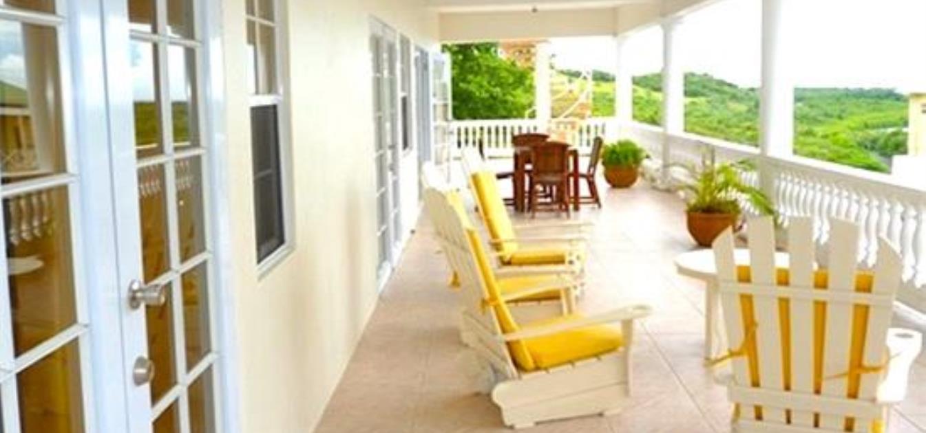 Castle in Paradise 2 Bed