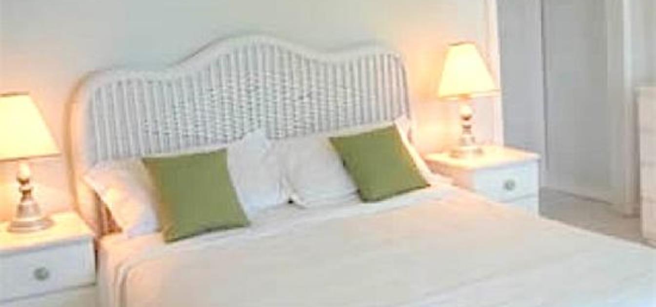 Castle in Paradise 2 Bed 3 Bath