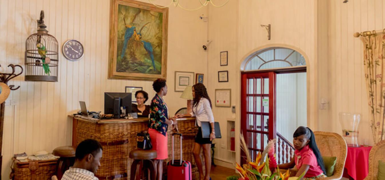 vacation-rentals/st-vincent-and-the-grenadines/st-vincent/kingstown/grenadine-house