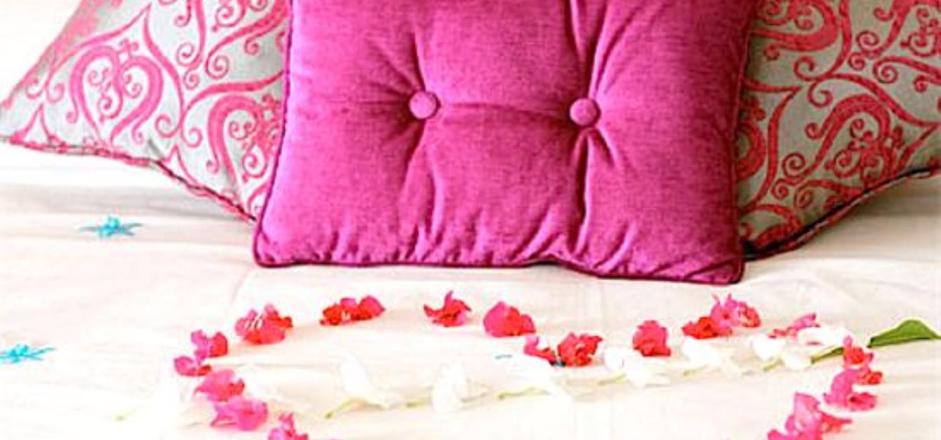 vacation-rentals/grenada/grenada-island/true-blue/blue-bay-honeymoon-suite