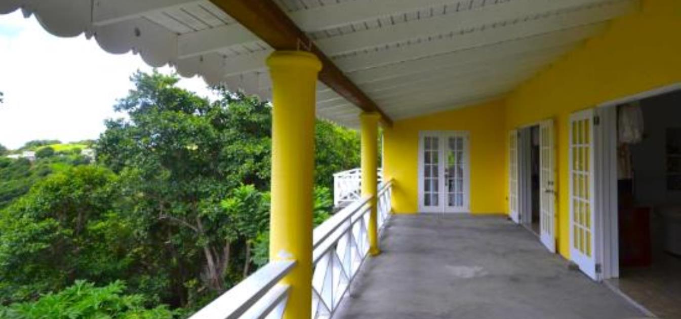 vacation-rentals/st-vincent-and-the-grenadines/bequia/hope-bay/cedar-villa