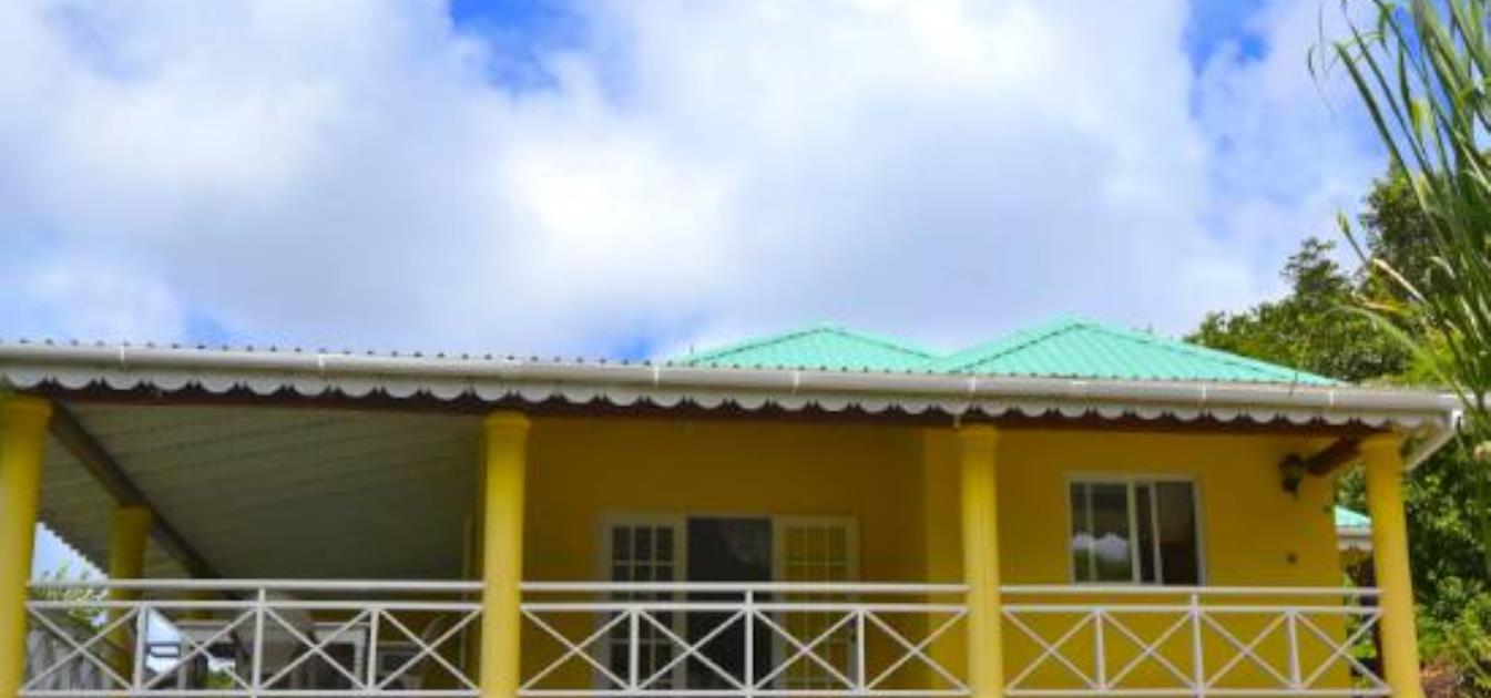 vacation-rentals/st-vincent-and-the-grenadines/bequia/hope-bay/cedar-villa