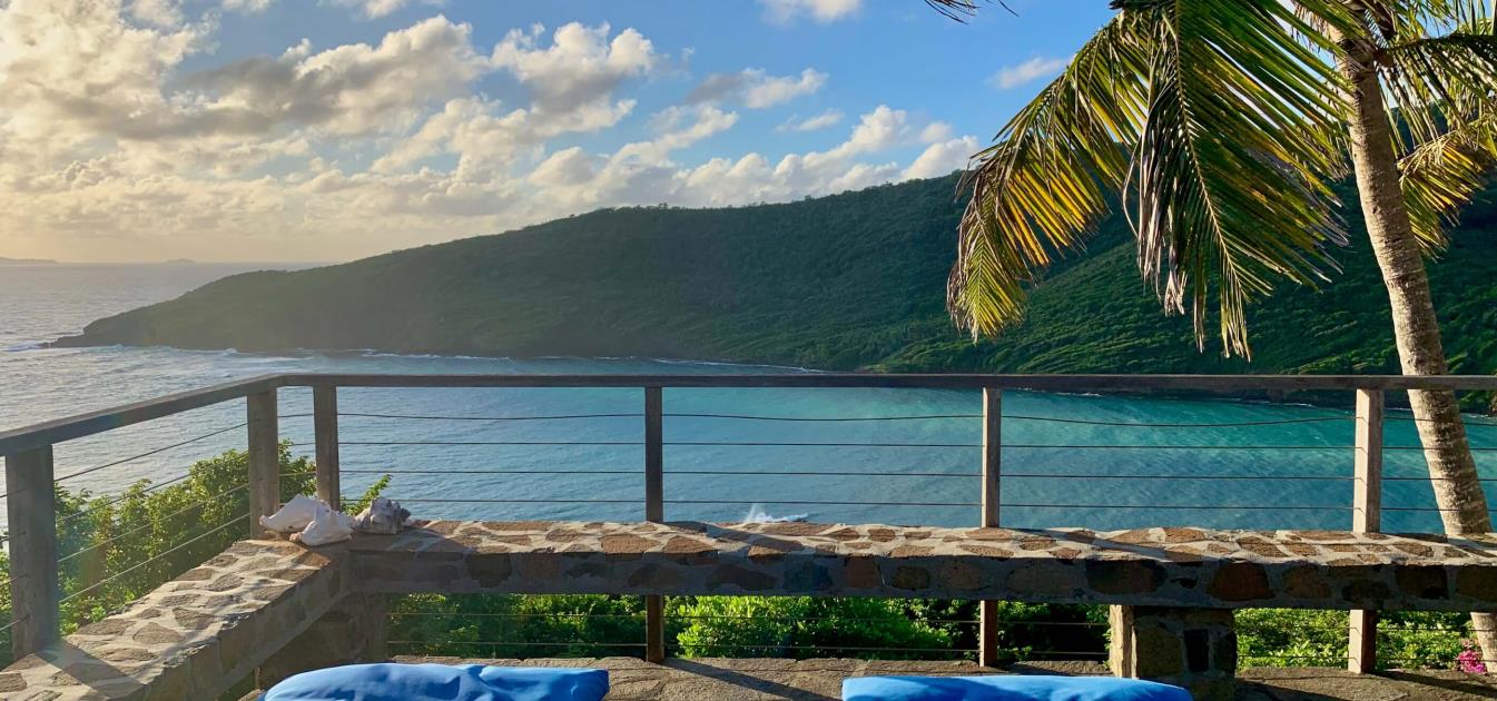 vacation-rentals/st-vincent-and-the-grenadines/bequia/spring/balliceaux-house