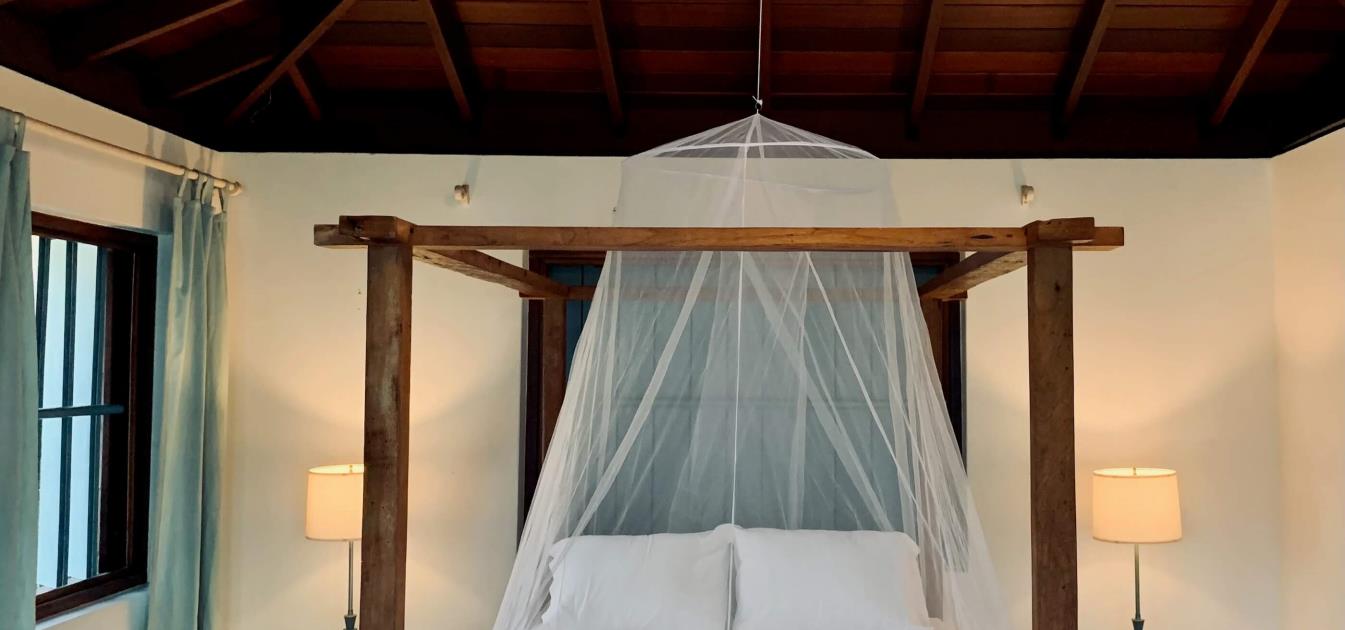 vacation-rentals/st-vincent-and-the-grenadines/bequia/spring/balliceaux-house