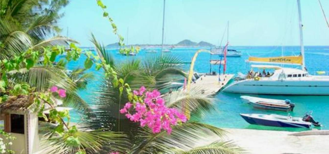 Waterfront Hotel & Restaurant Bougainvilla