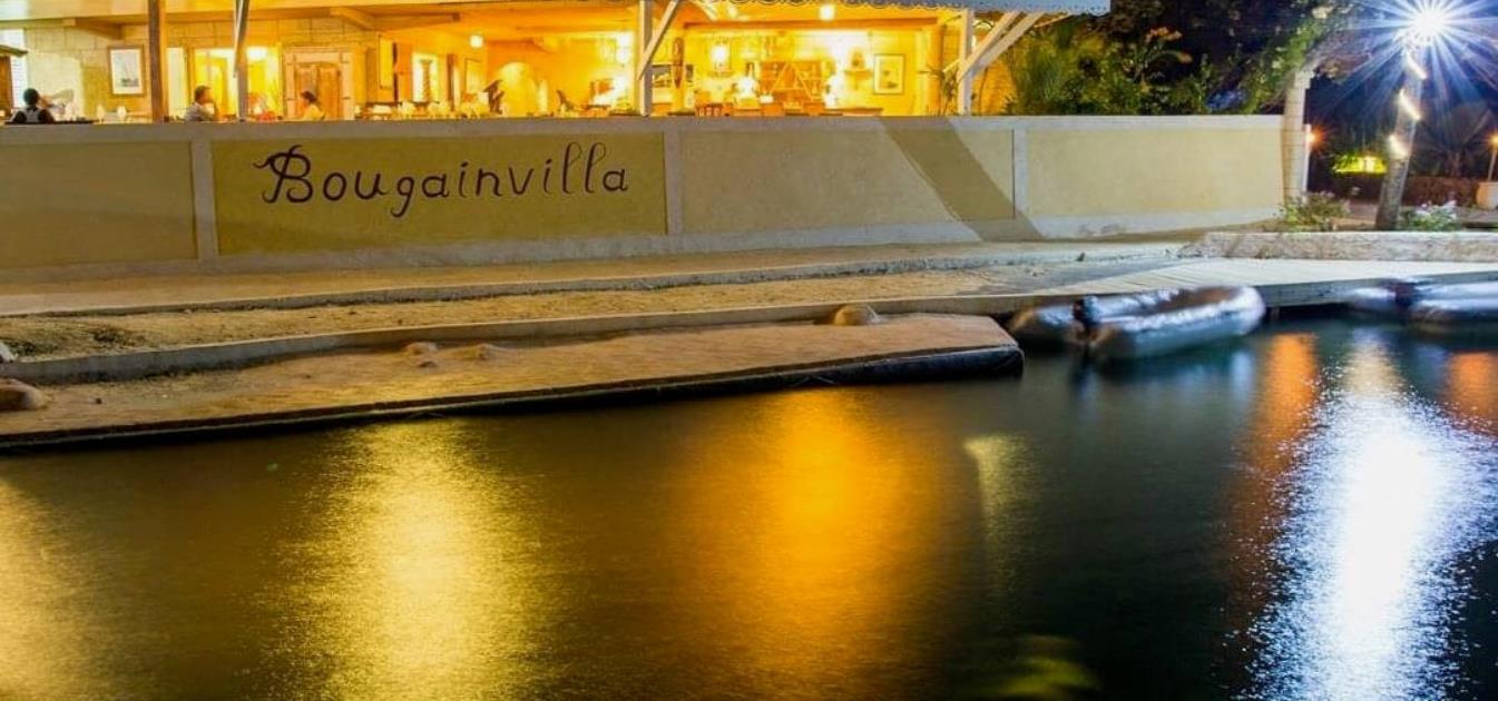 Waterfront Hotel & Restaurant Bougainvilla