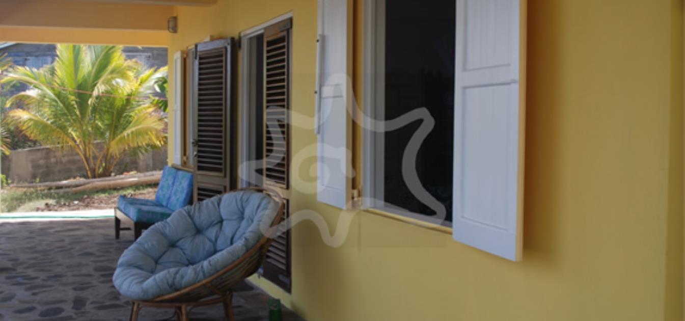 vacation-rentals/st-vincent-and-the-grenadines/bequia/la-pompe/la-luna-azul-lower