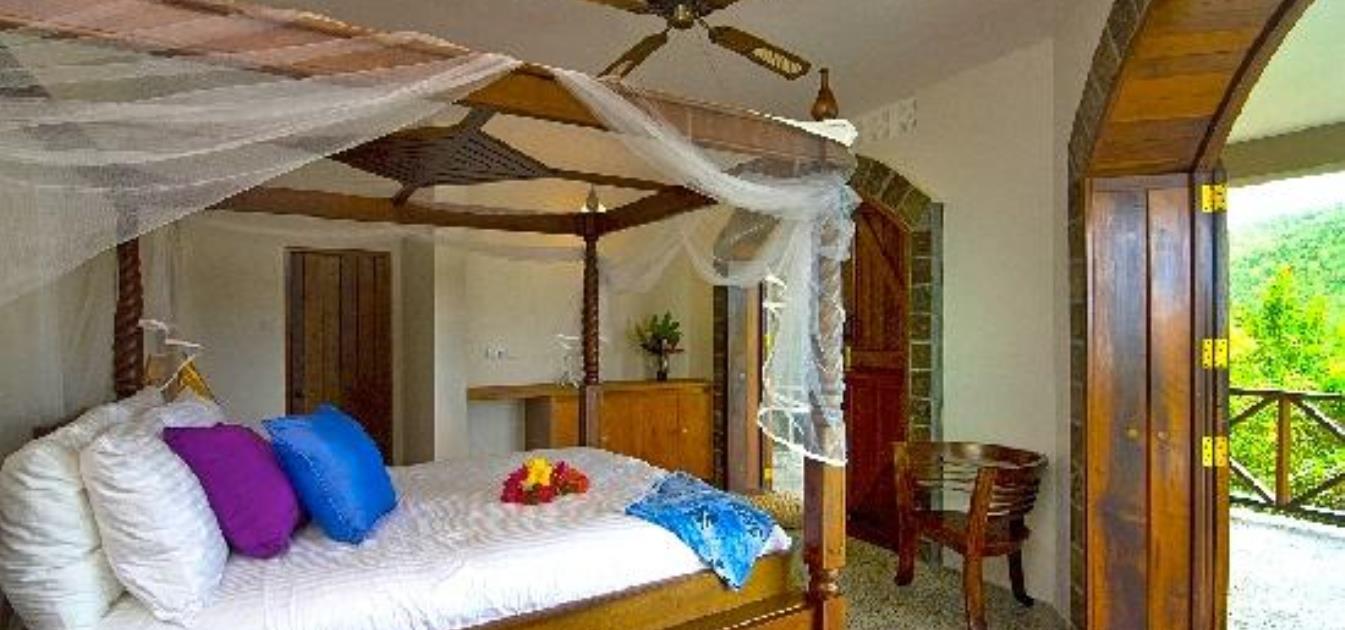 vacation-rentals/st-vincent-and-the-grenadines/bequia/crescent-bay/reef-house