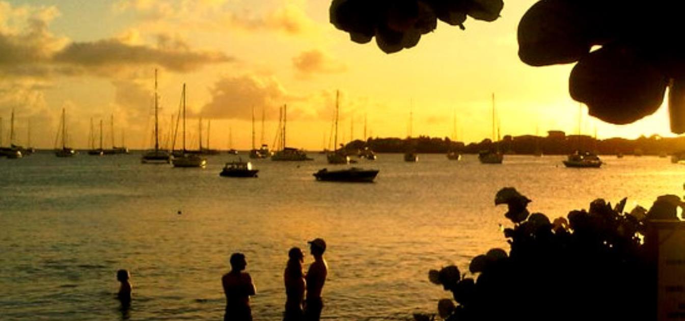 vacation-rentals/grenada/grenada-island/lance-aux-epines/lance-aux-epines-2-bed-shared-bathroom-apt