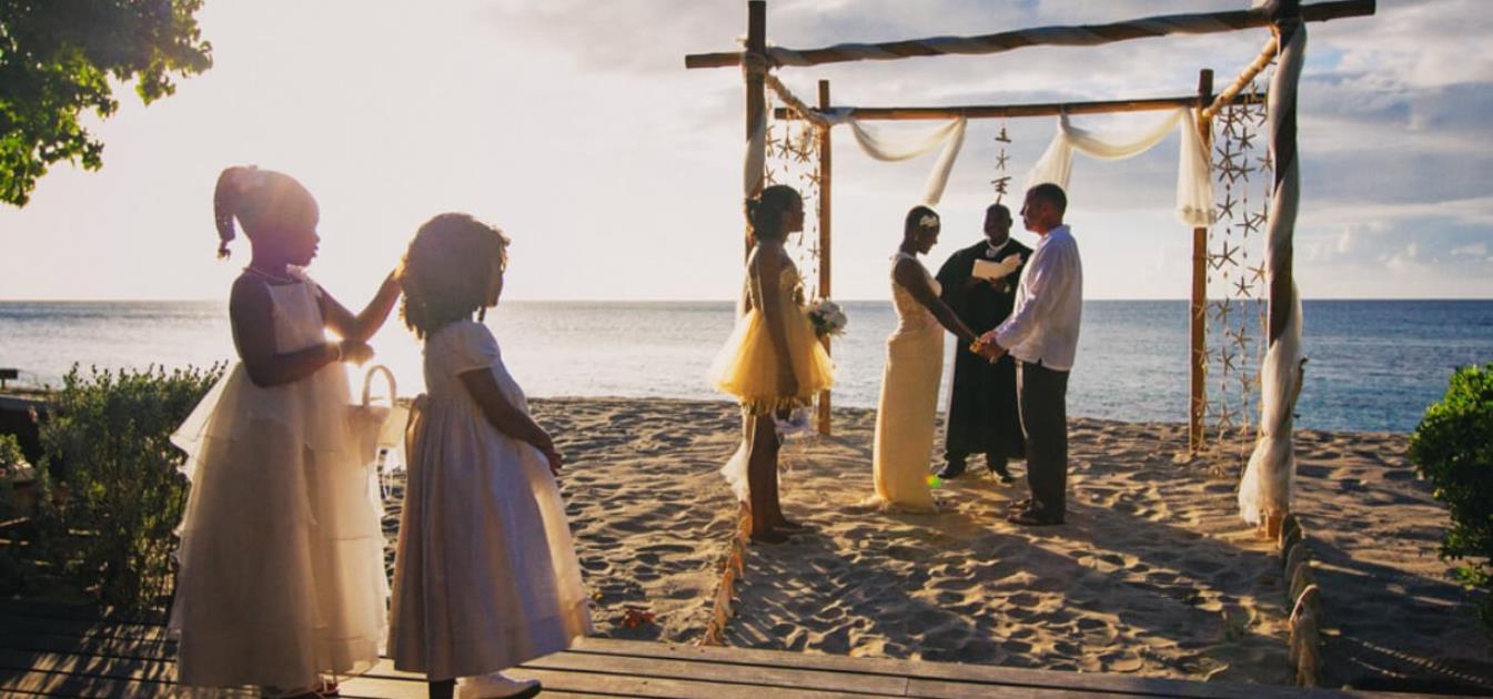 vacation-rentals/grenada/grenada-island/morne-rouge/laluna-cottages