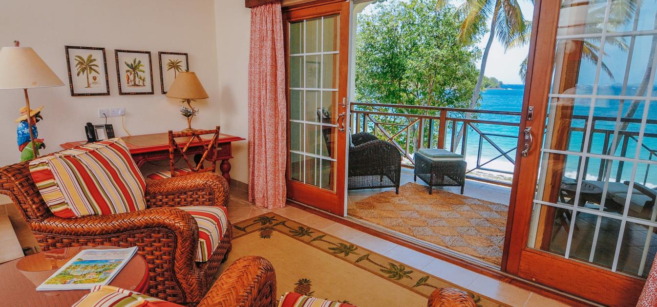 vacation-rentals/st-vincent-and-the-grenadines/bequia/friendship-bay/bequia-beach-hotel-beachfront-suite