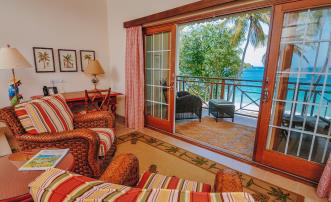 Bequia Beach Hotel - Beachfront Suite