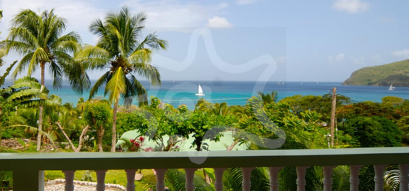 vacation-rentals/st-vincent-and-the-grenadines/bequia/lower-bay/lighthouse-villa