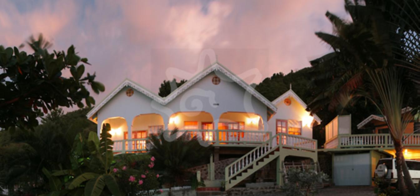 vacation-rentals/st-vincent-and-the-grenadines/bequia/lower-bay/lighthouse-villa