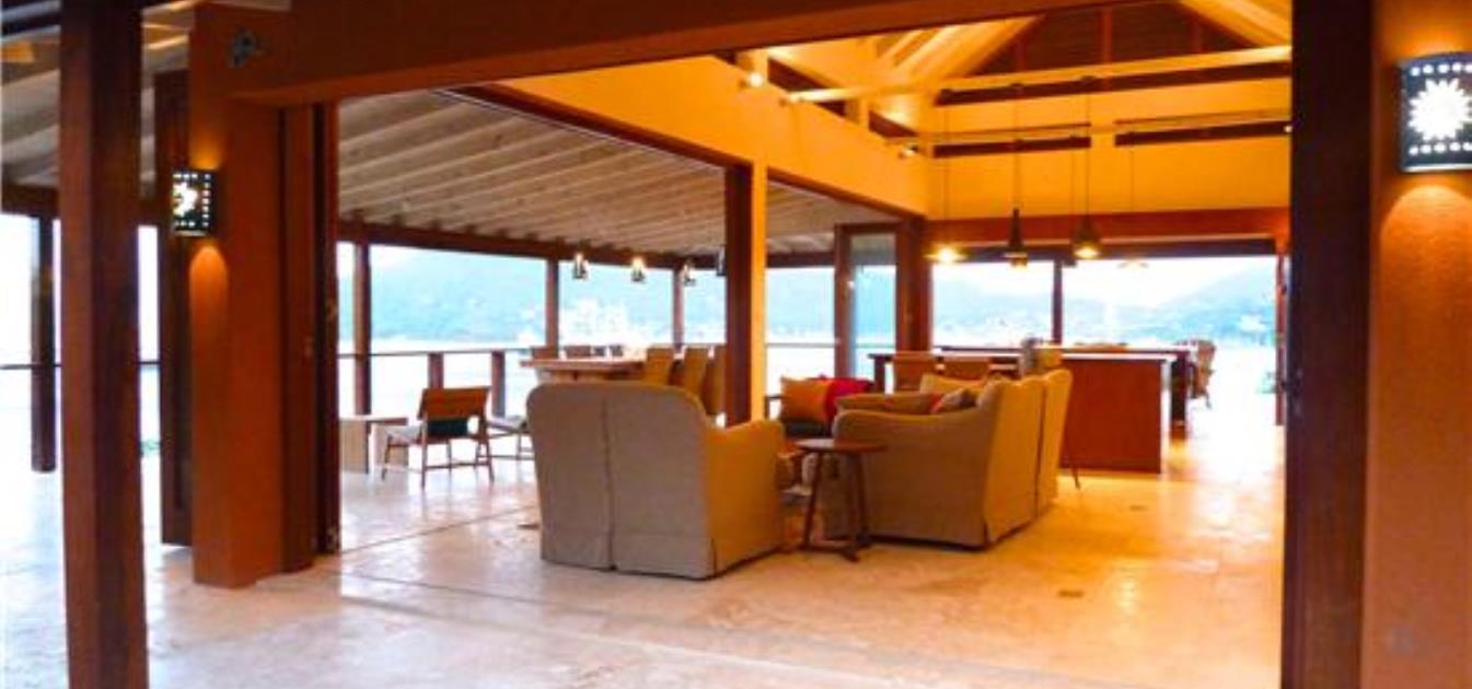 Belles Point House