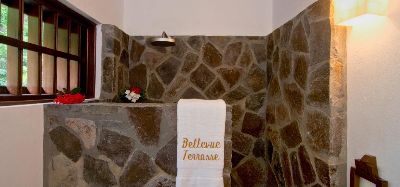 vacation-rentals/st-vincent-and-the-grenadines/bequia/spring/bellevue-terrasse-upper