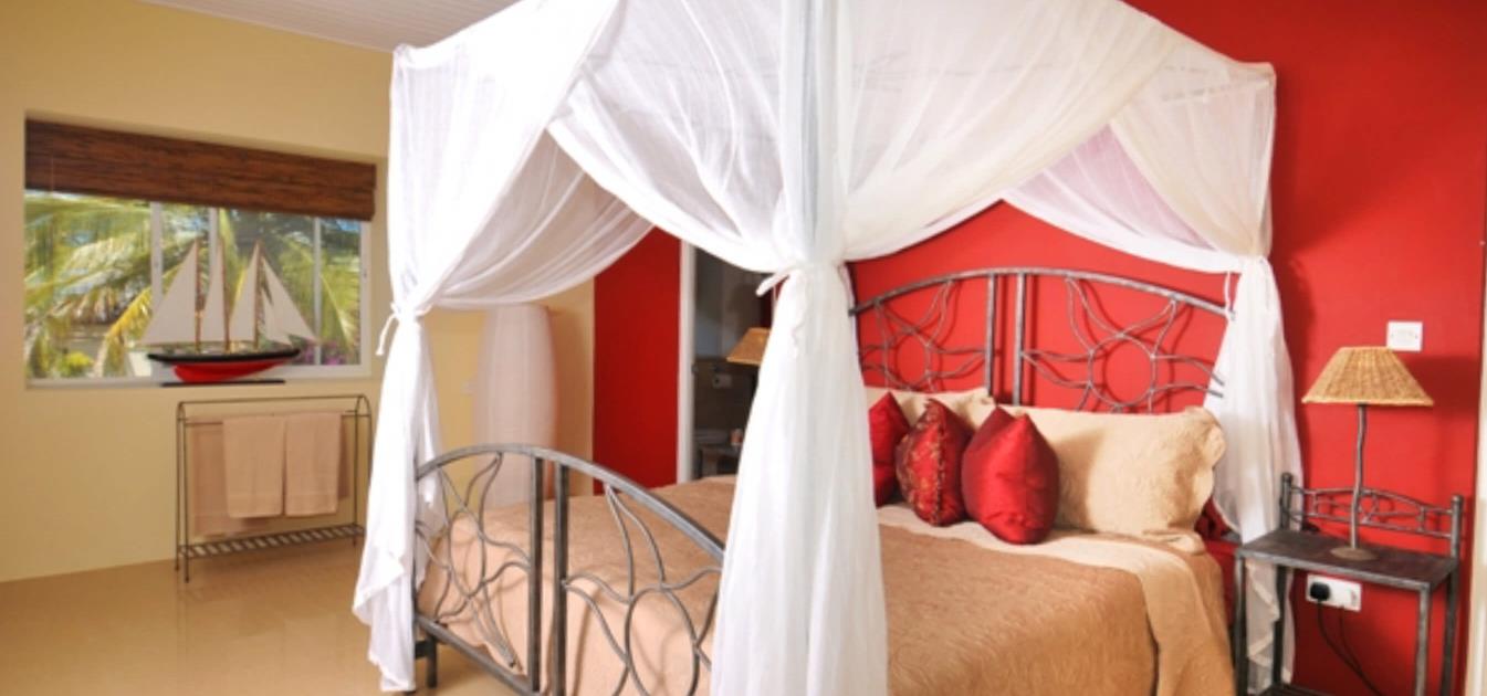 vacation-rentals/grenada/carriacou/hillsborough/frangipani-villa