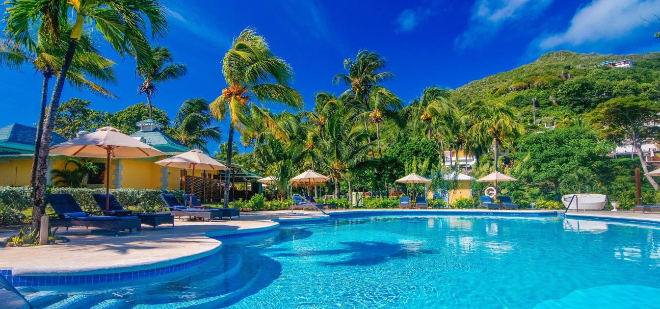 vacation-rentals/st-vincent-and-the-grenadines/bequia/friendship-bay/bequia-beach-hotel-family-suite