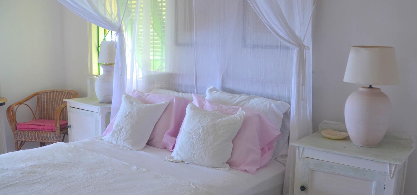 vacation-rentals/st-vincent-and-the-grenadines/bequia/lower-bay/lime-tree-villa