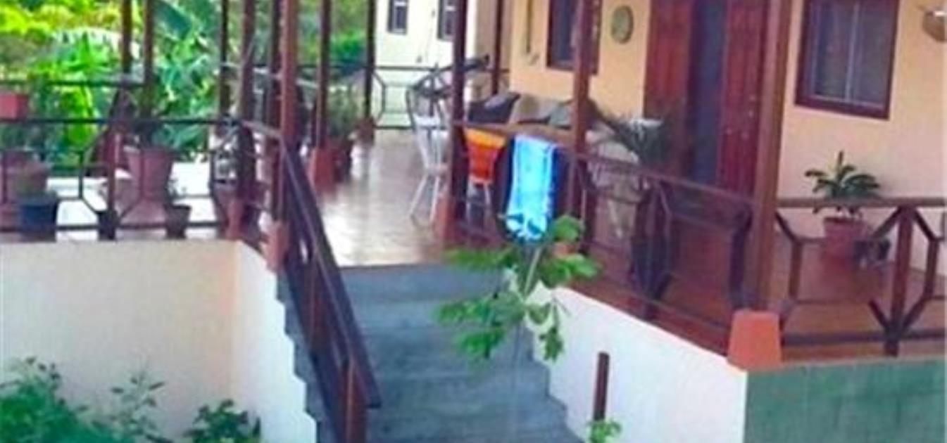 vacation-rentals/st-vincent-and-the-grenadines/st-vincent/ratho-mill/overview-villa
