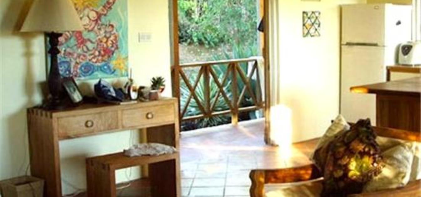 vacation-rentals/grenada/carriacou/hillsborough/driftwood-villa
