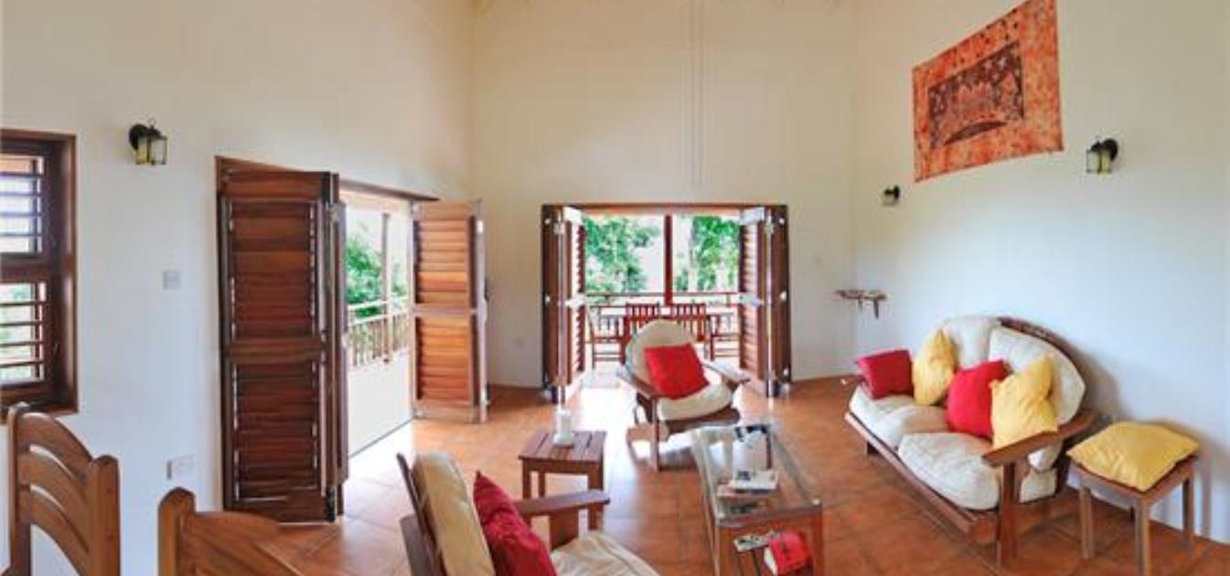 vacation-rentals/grenada/grenada-island/crochu/two-bays-ocean-view-apartment