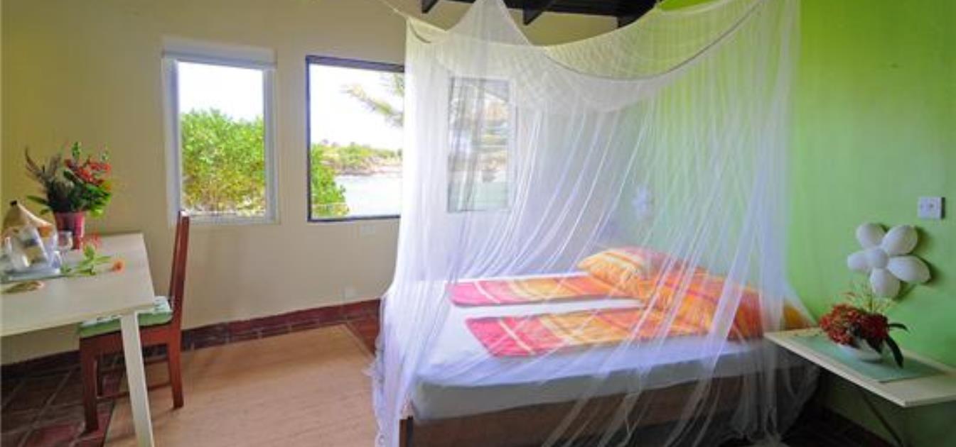 vacation-rentals/grenada/grenada-island/crochu/cabier-ocean-lodge-superior-guest-room